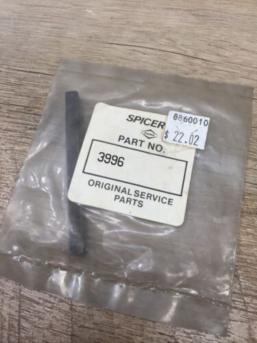 NOS New Spicer Dana Clutch Key Part No 3996 Original Service Parts (6922775527607)